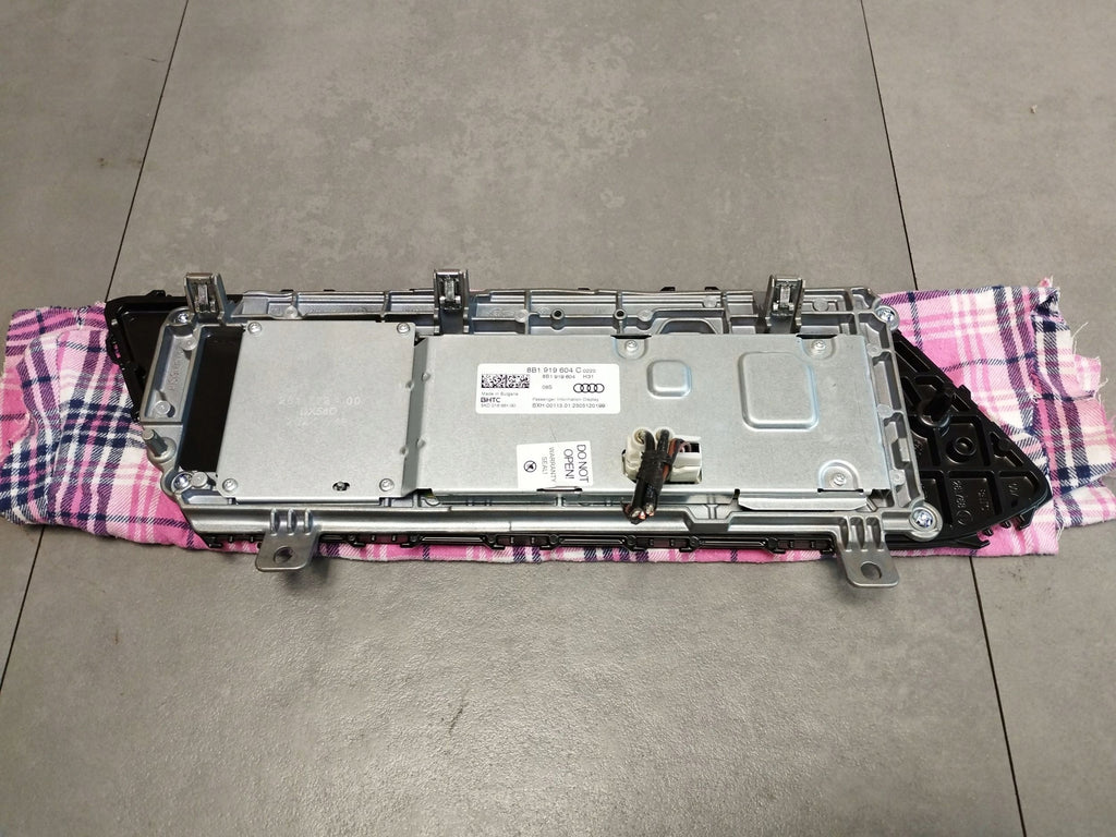 Audi A5 B10 Screen panel Display 8B1919604C