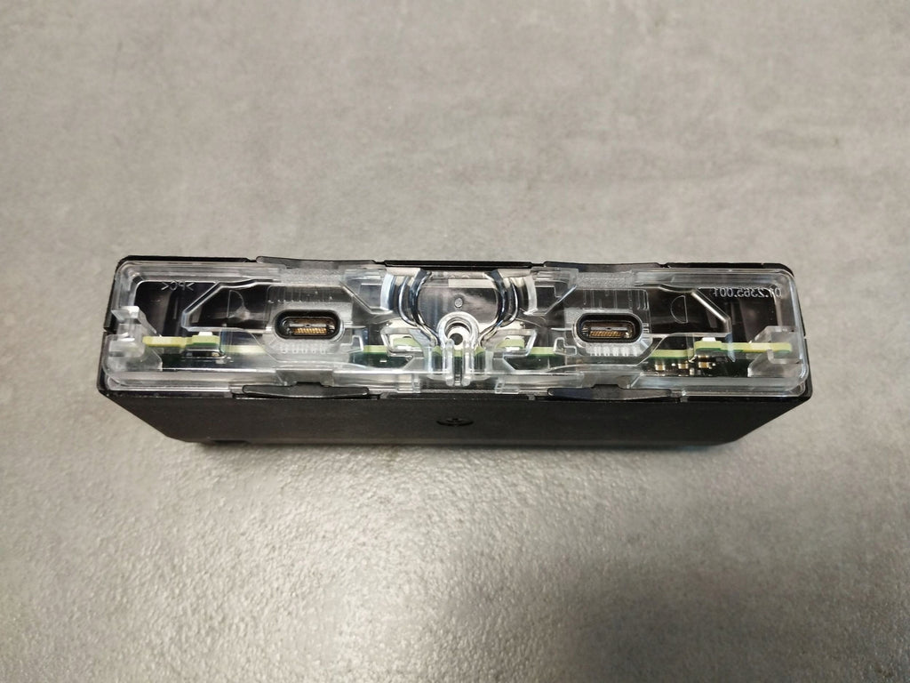 Audi A5 B10 USB port 4N1035700