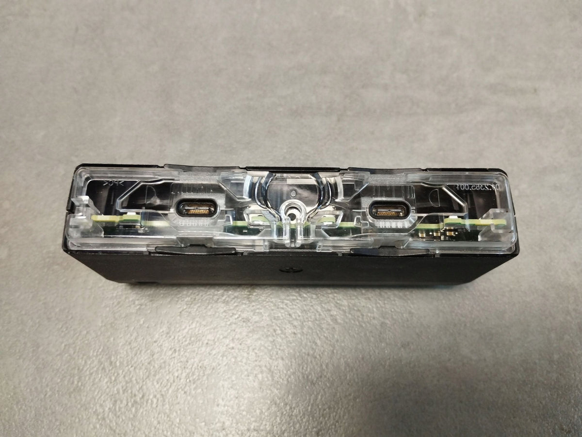 Audi A5 B10 USB port 4N1035700