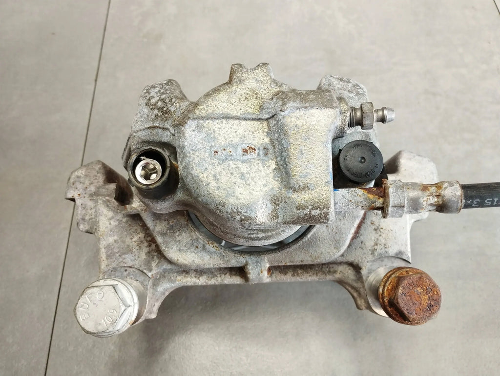 Audi A5 Sportback 8TA 2.0 TDI CLAMP LEFT FRONT
