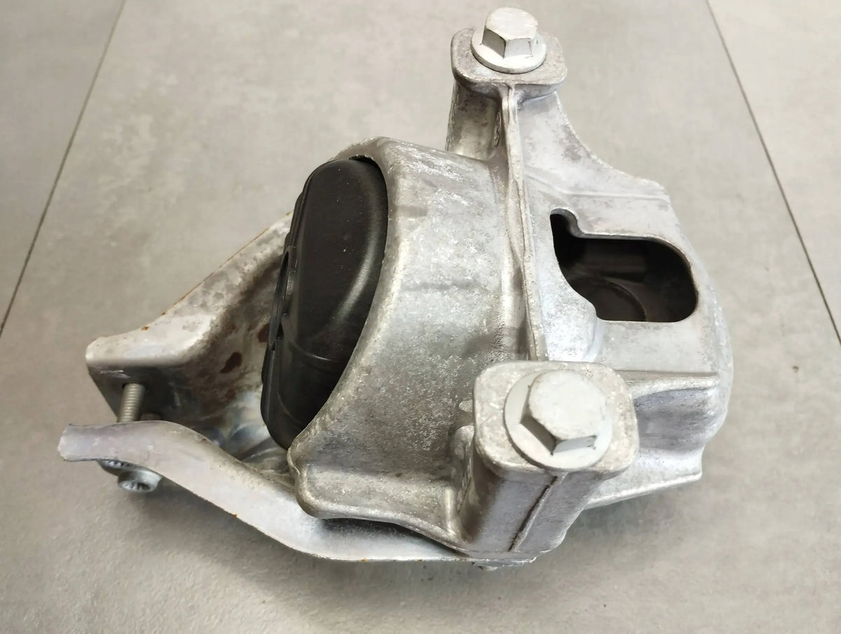 Audi A5 Sportback 8TA 2.0 TDI ENGINE PILLOW 8R0199381AN