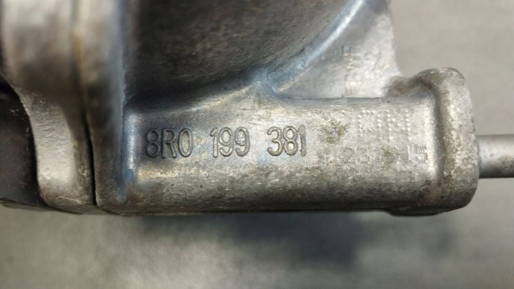 Audi A5 Sportback 8TA 2.0 TDI ENGINE PILLOW 8R0199381AN