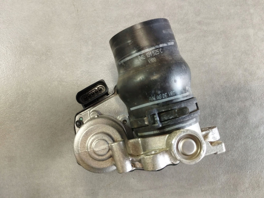 Audi A5 Sportback 8TA 2016 2.0 TDI THROTTLE 04L131501B