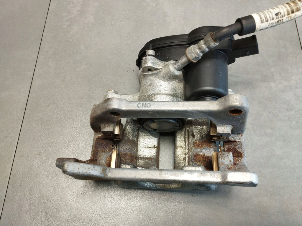 Audi A5 Sportback 8TA 2016 CLAMP RIGHT REAR 8K0615404E 32347485