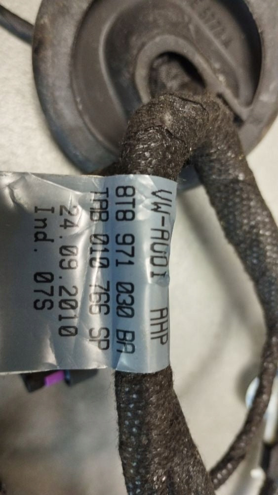 Audi A5 Sportback 8TA 2016 DOOR HARNESS RIGHT FRONT 8T8971030BA