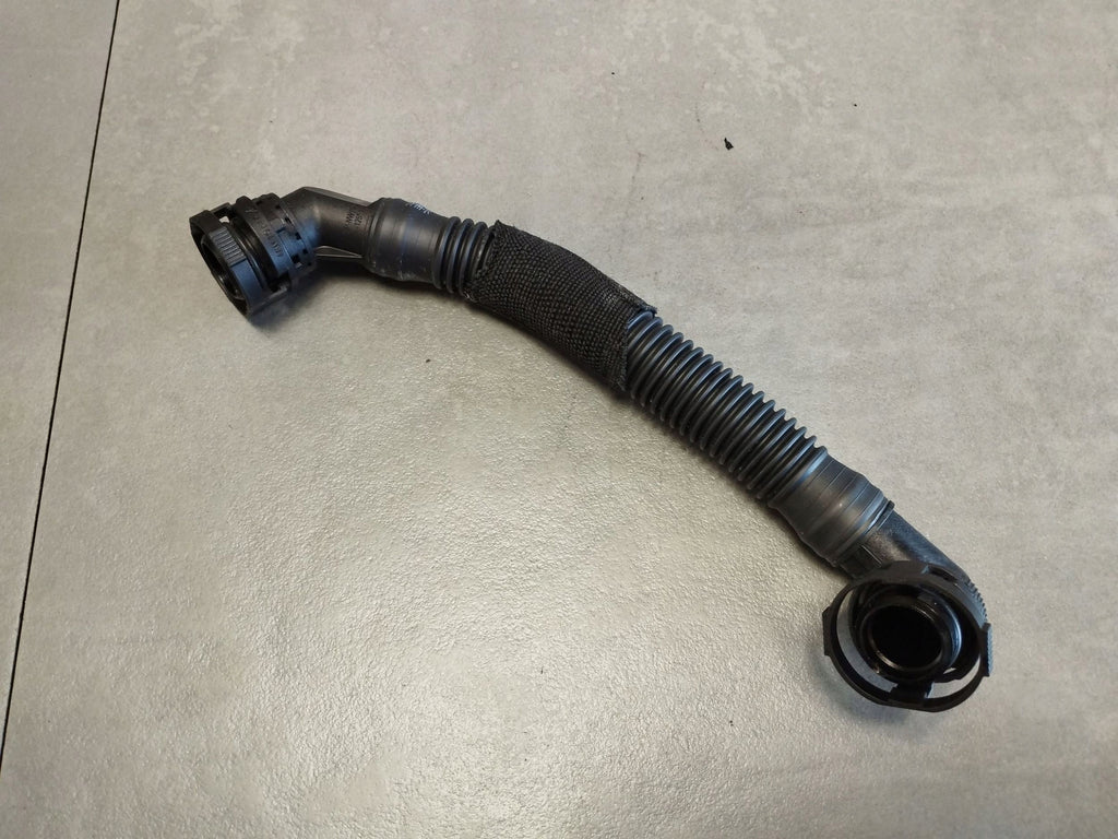 Audi A5 Sportback 8TA 2016 Vacuum hose 04L103493F