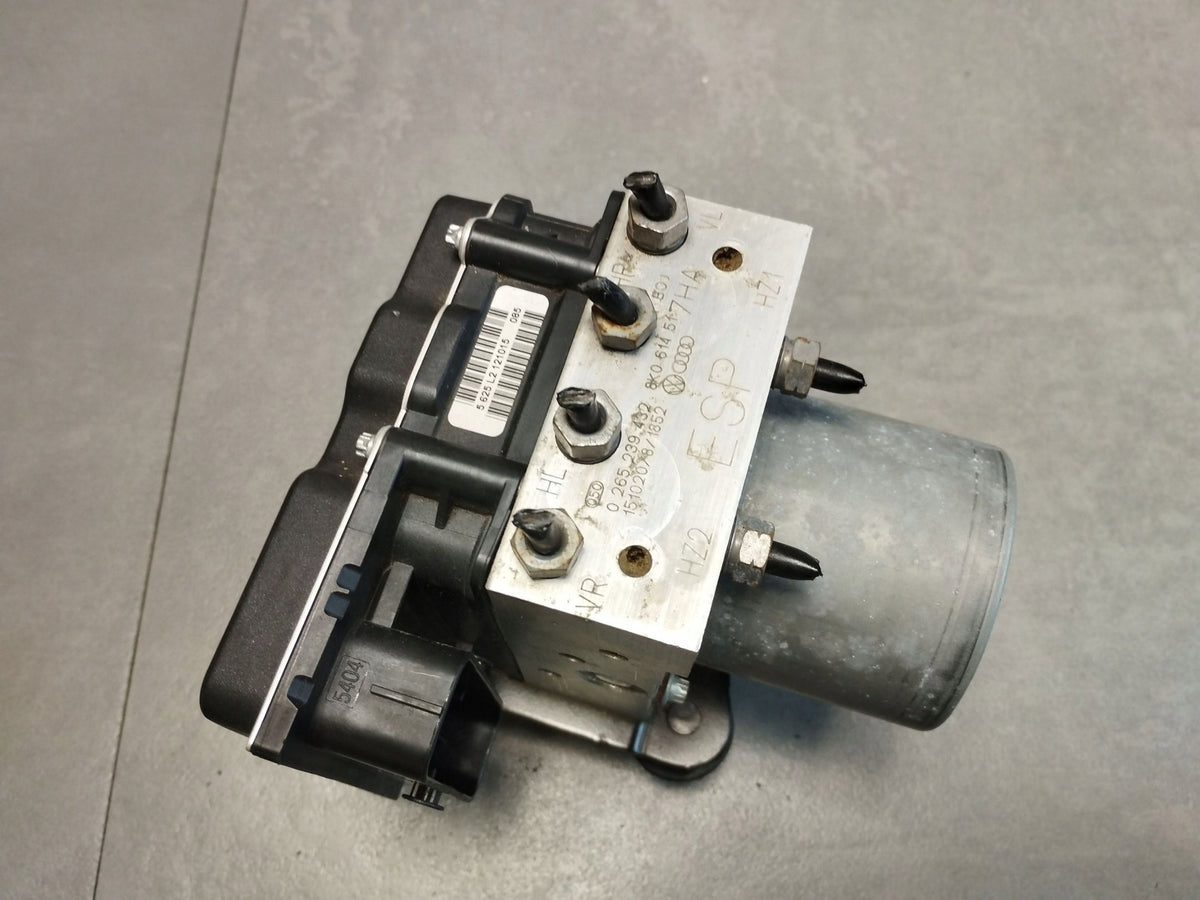 Audi A5 Sportback 8TA ABS PUMP CONTROLLER 8K0907379CP