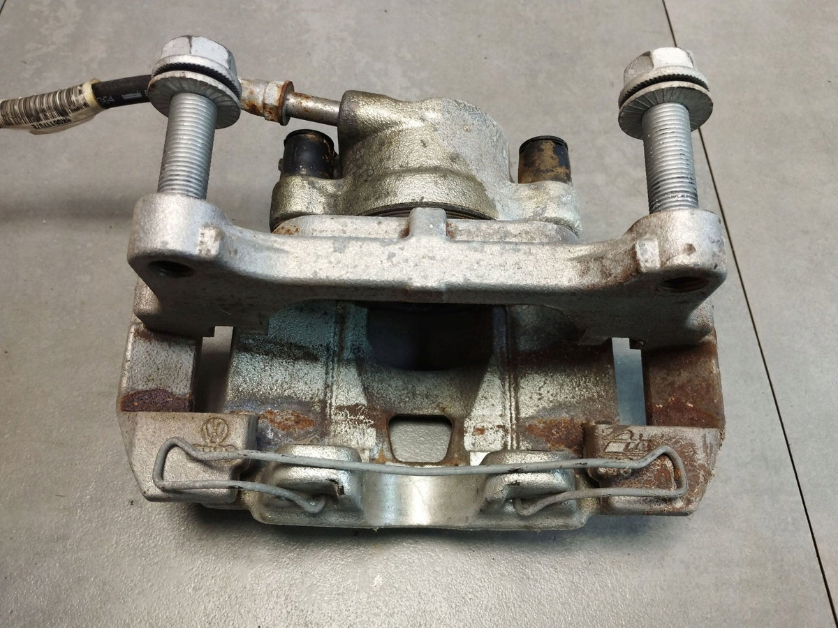 Audi A5 Sportback 8TA CLAMP RIGHT FRONT