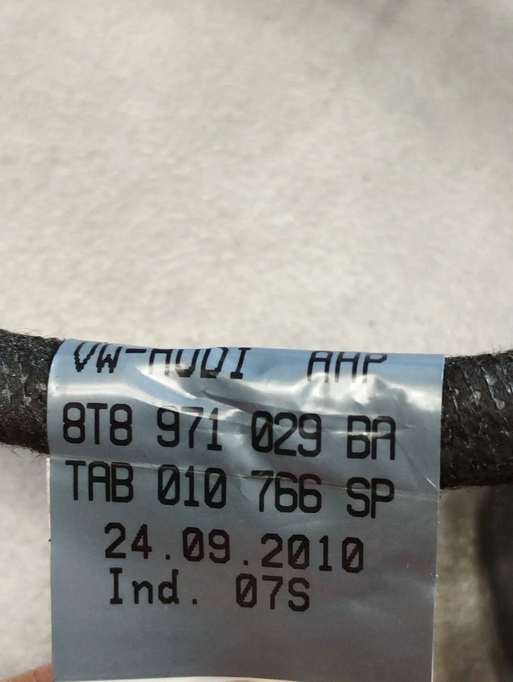 Audi A5 Sportback 8TA DOOR HARNESS LEFT FRONT 8T8971029BA