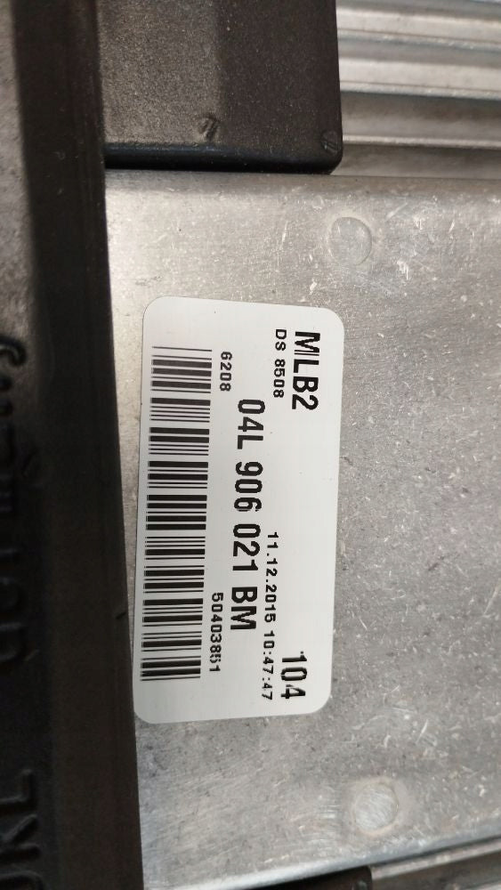 Audi A5 Sportback 8TA Driver engine computer 04L906021BM
