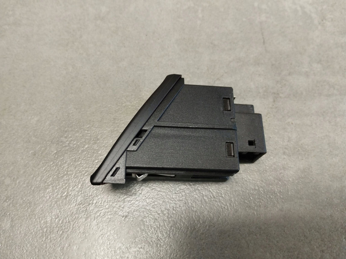Audi A5 Sportback 8TA Emergency light switch 8K1941509B