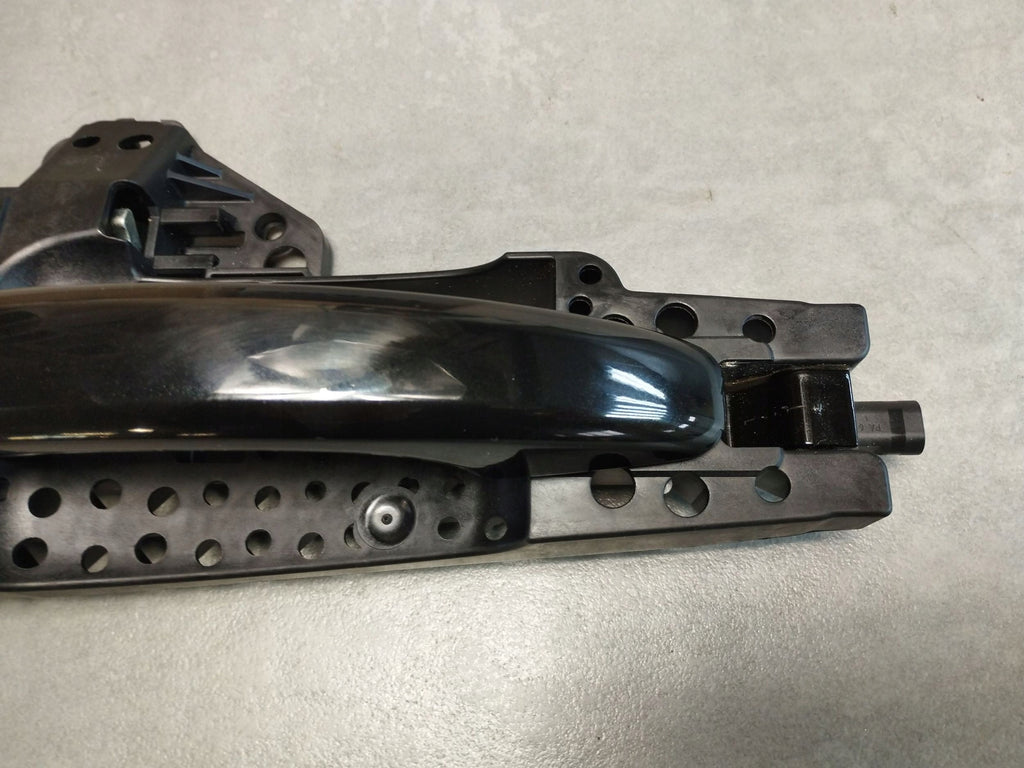 Audi A5 Sportback 8TA HANDLE LEFT REAR LY9T 8T0837885