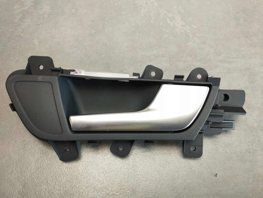 Audi A5 Sportback 8TA INTERIOR HANDLE RIGHT FRONT LED 8K0837020E