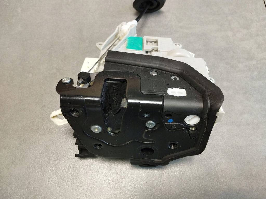 Audi A5 Sportback 8TA LOCK RIGHT FRONT 8J1837016F