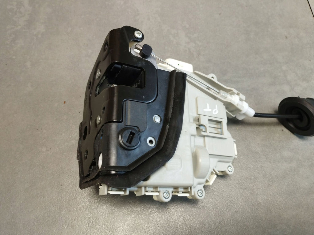 Audi A5 Sportback 8TA LOCK RIGHT REAR 8K0839016H