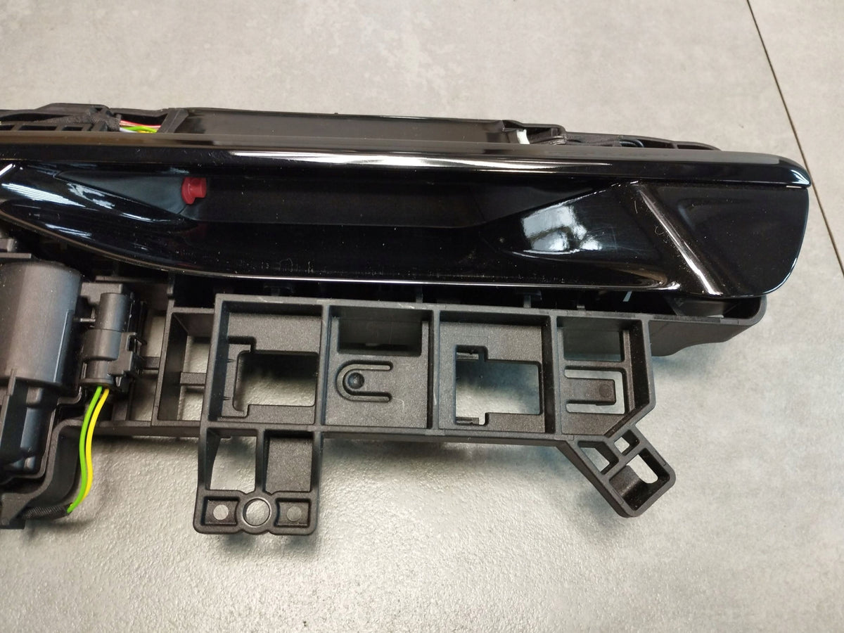 Audi A5 b10 Exterior handle left rear 8B3837811E