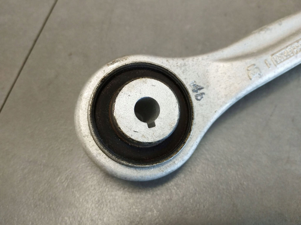 Audi A6 Allroad C8 2022 CONTROL ARM RIGHT FRONT TOP 4M0407506C