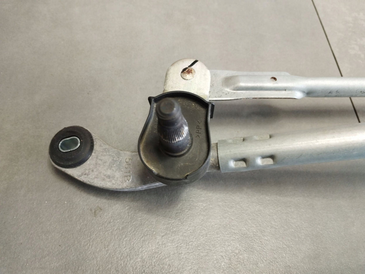 Audi A6 Allroad C8 WIPER MECHANISM FRONT 4K1955023A