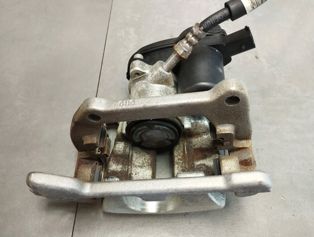 Audi A6 C7 4G 2.0 TDI ELECTRIC CLAMP RIGHT REAR 4G0615404 4G6AH 300MM