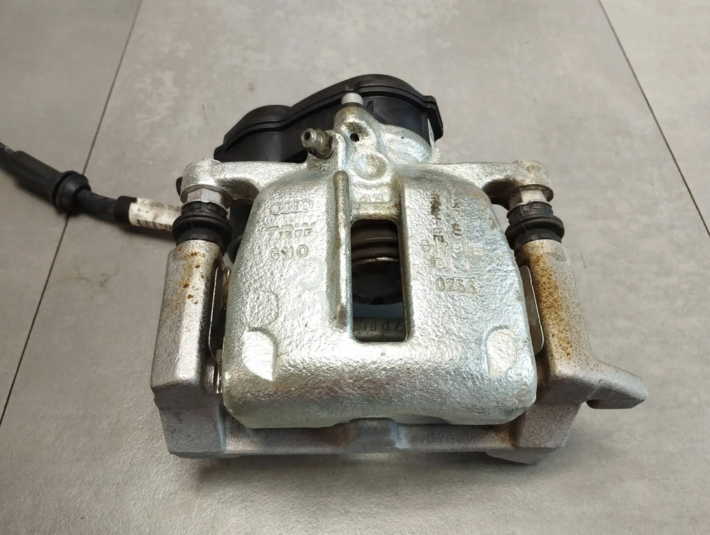 Audi A6 C7 4G 2.0 TDI ELECTRIC CLAMP RIGHT REAR 4G0615404 4G6AH 300MM