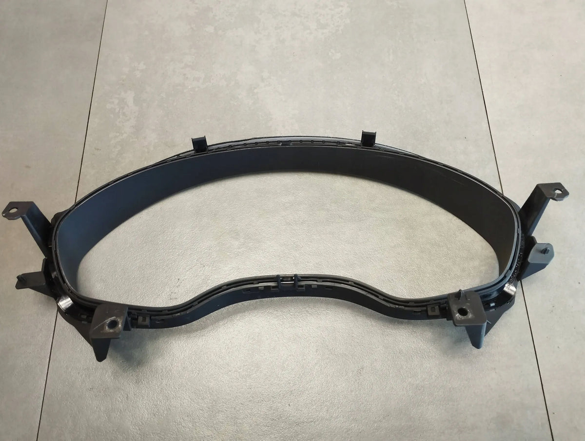 Audi A6 C7 4G COUNTER FRAME 4G1857115B