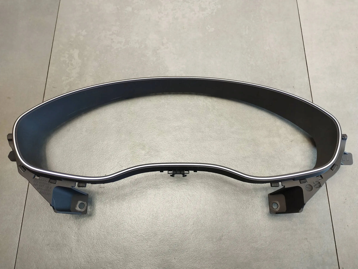 Audi A6 C7 4G COUNTER FRAME 4G1857115B