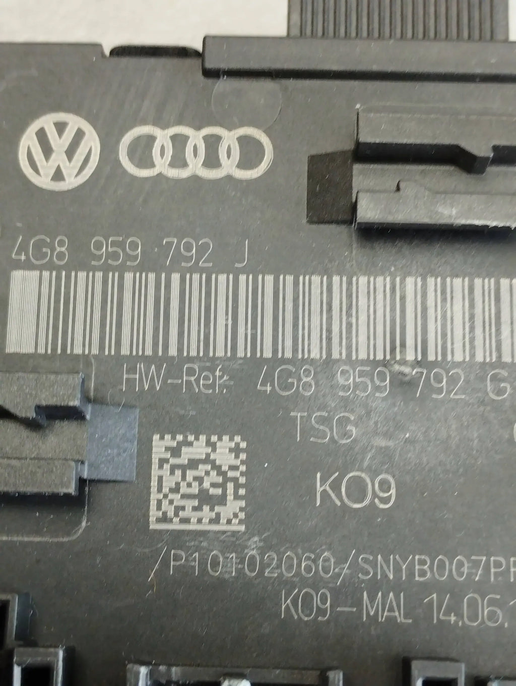 Audi A6 C7 4G DOOR MODULE RIGHT FRONT 4G8959792J