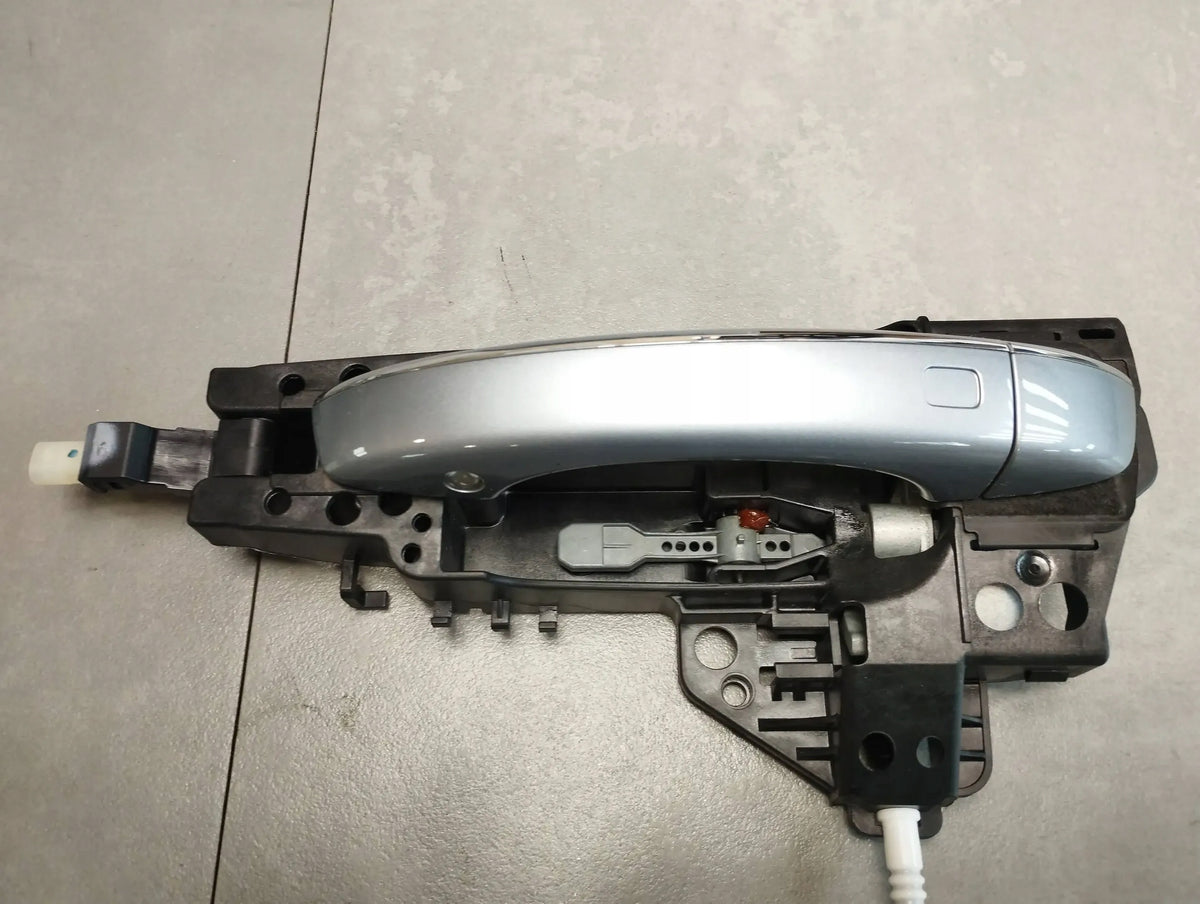 Audi A6 C7 4G HANDLE LEFT REAR KESSY LED CHROME LX7P