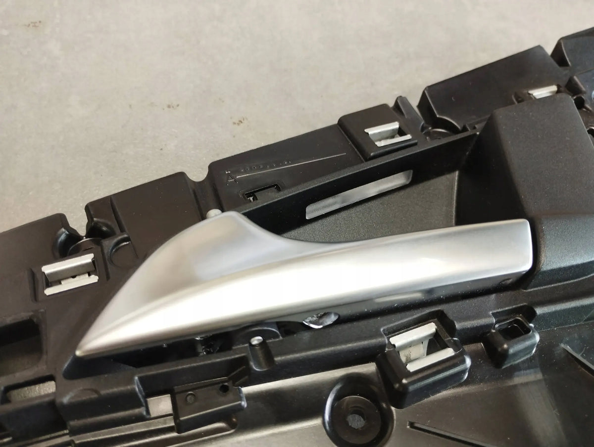 Audi A6 C7 4G INTERIOR DOOR HANDLE LEFT REAR 4G0839019