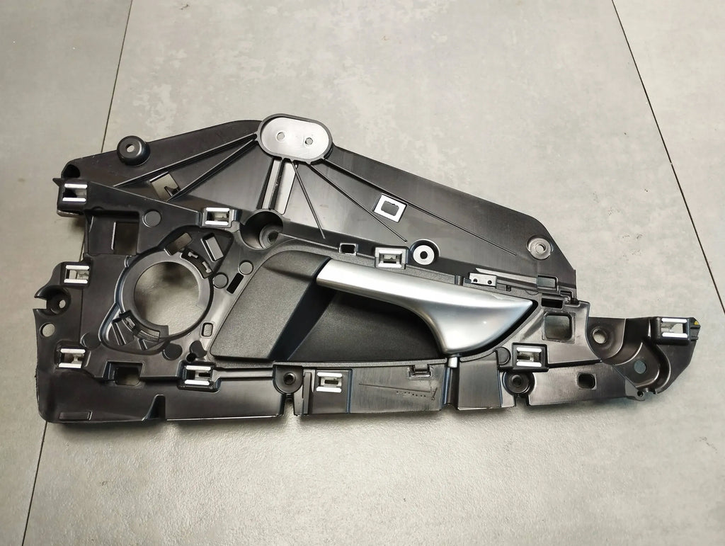 Audi A6 C7 4G INTERIOR DOOR HANDLE LEFT REAR 4G0839019
