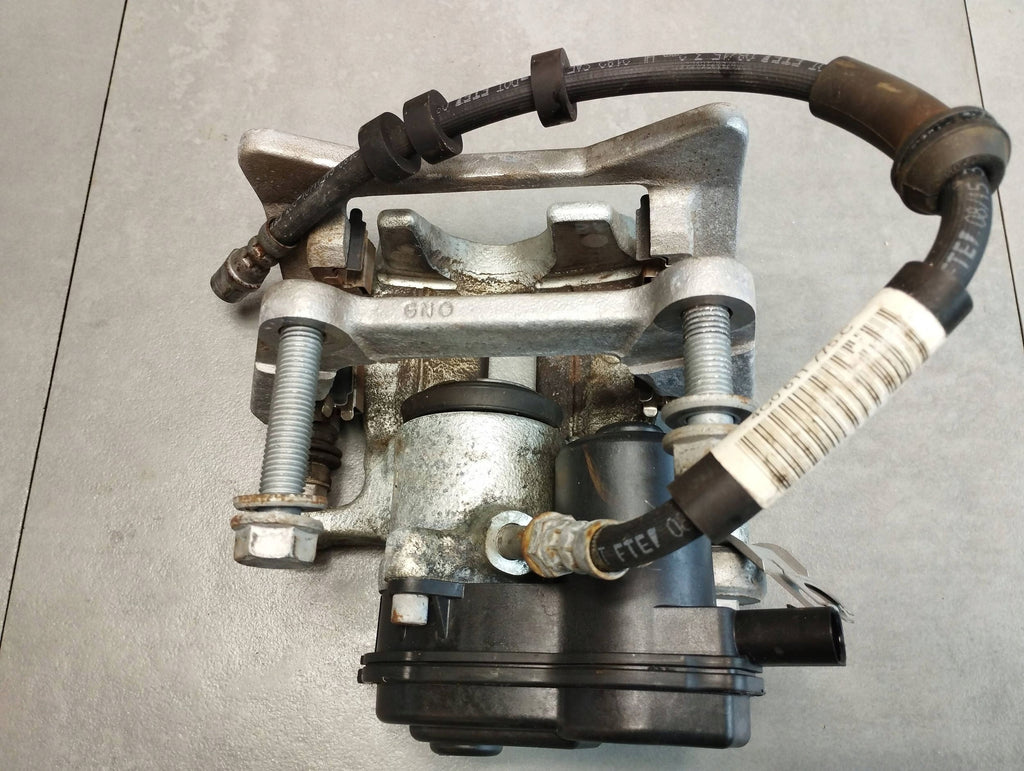 Audi A7 4G 2016 3.0 TDI CLAMP LEFT REAR 4G5AE