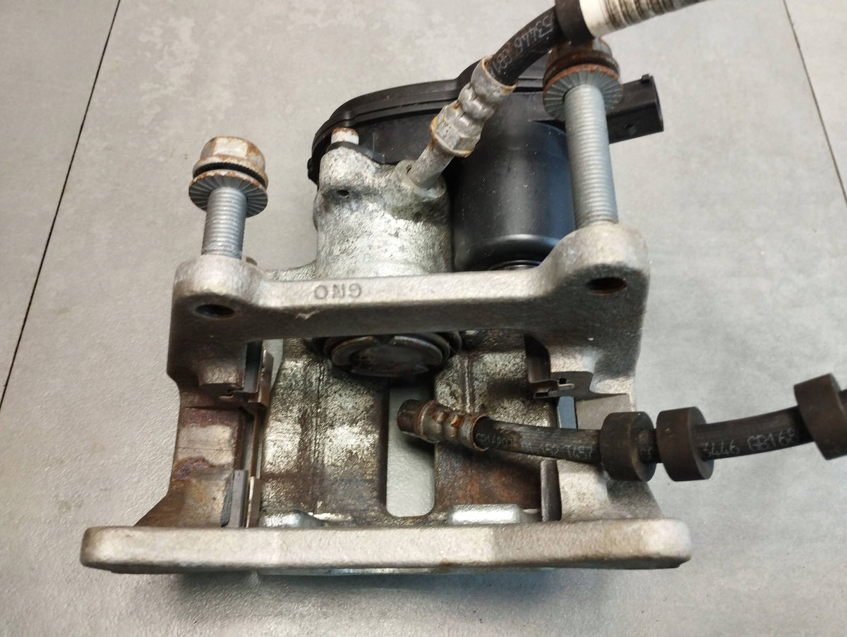 Audi A7 4G 2016 3.0 TDI CLAMP RIGHT REAR 4G6AE