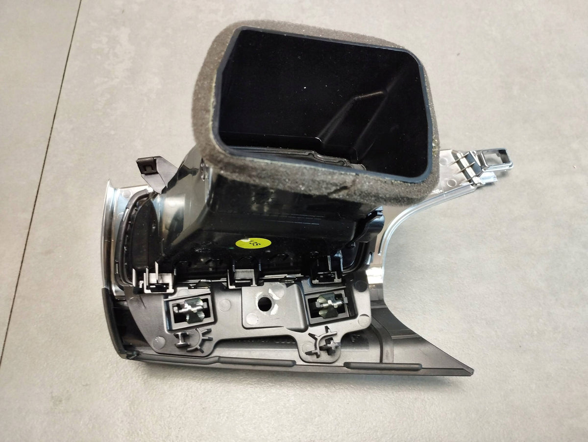 Audi A7 4G 2016 AIR GRILL LEFT 4G1820901