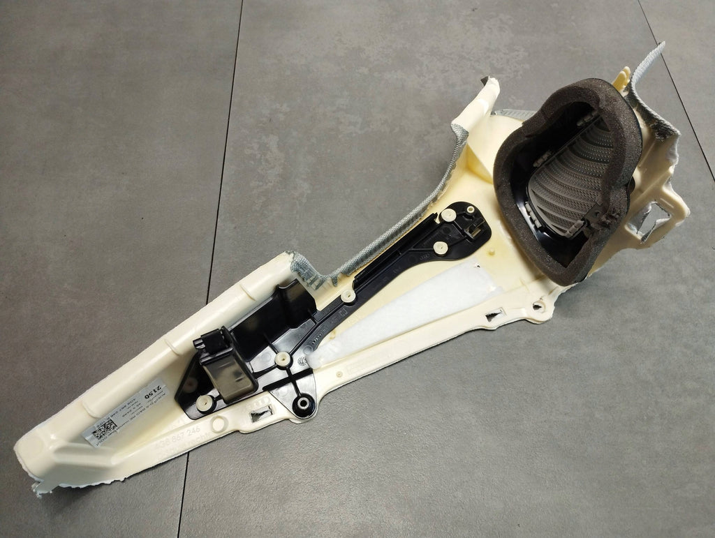 Audi A7 4G 2016 POST COVER RIGHT REAR 4G8867246A