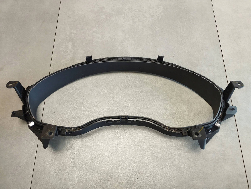 Audi A7 4G COUNTER FRAME 4G1857115B