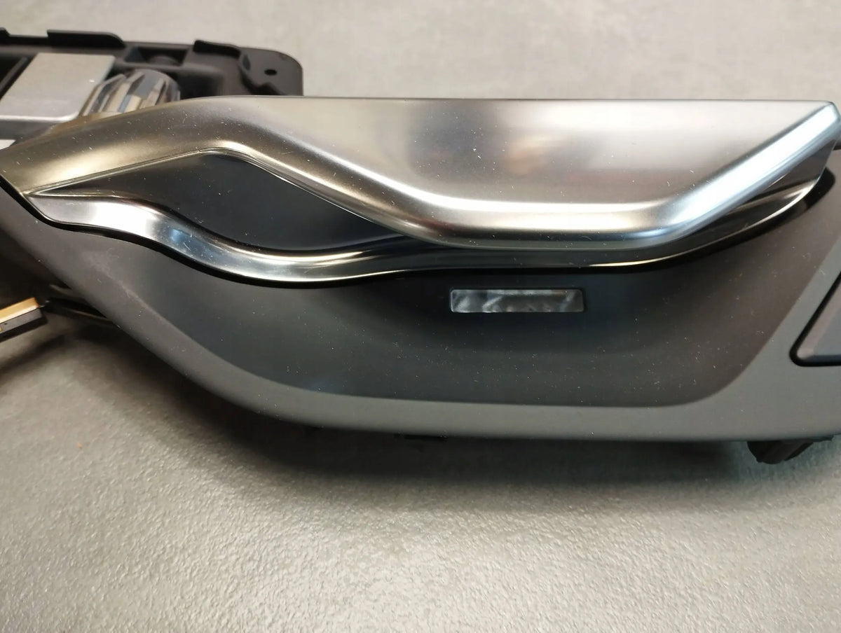 Audi A8 4N D5 INTERIOR DOOR HANDLE LEFT FRONT 4N0837019