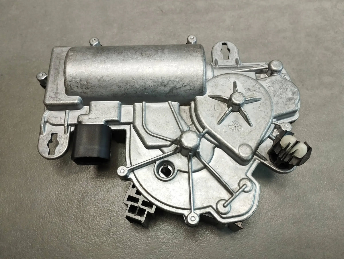 Audi A8 4N D5 LONG FLAP PULL REAR 4N0827887