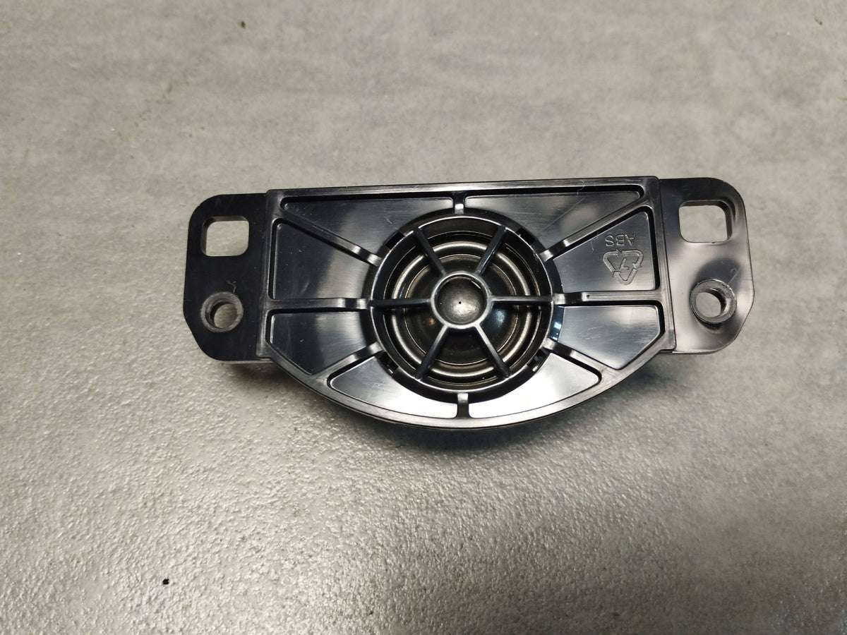 Audi A8 S8 D4 4H Center Speaker 4H0035399B