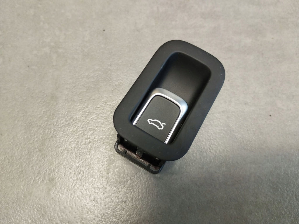 Audi A8 S8 D4 4H Flap opening button 4H0959831B
