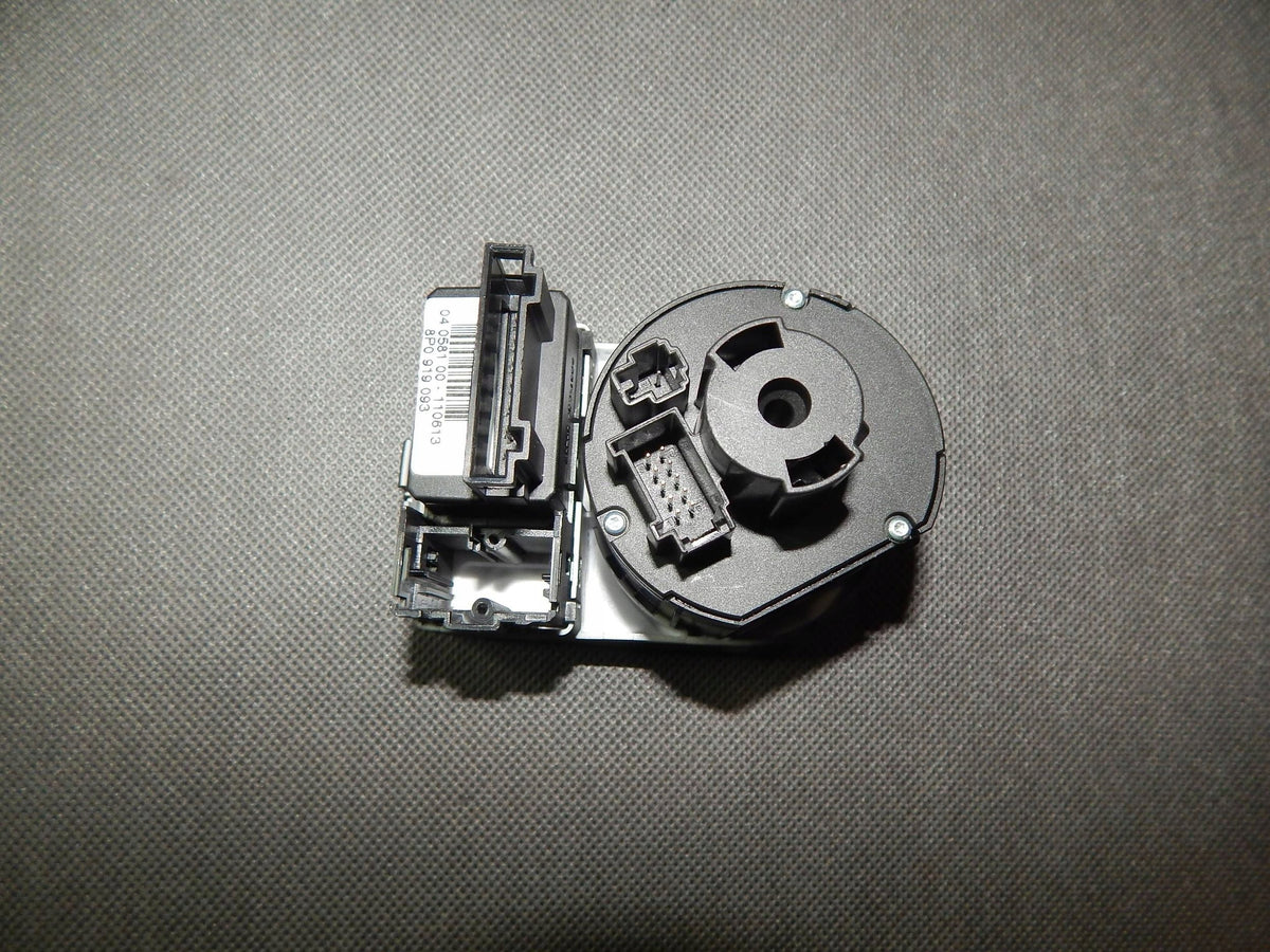 Audi Q3 8U Light switch 8X1941531AD