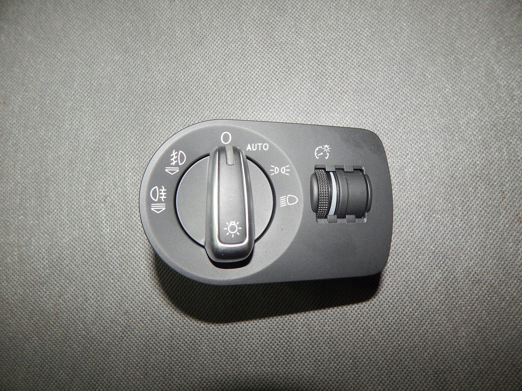 Audi Q3 8U Light switch 8X1941531AD