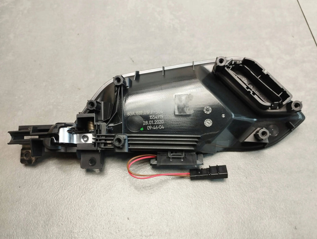 Audi Q3 F3 23A INTERIOR DOOR HANDLE LEFT REAR 83A837019F