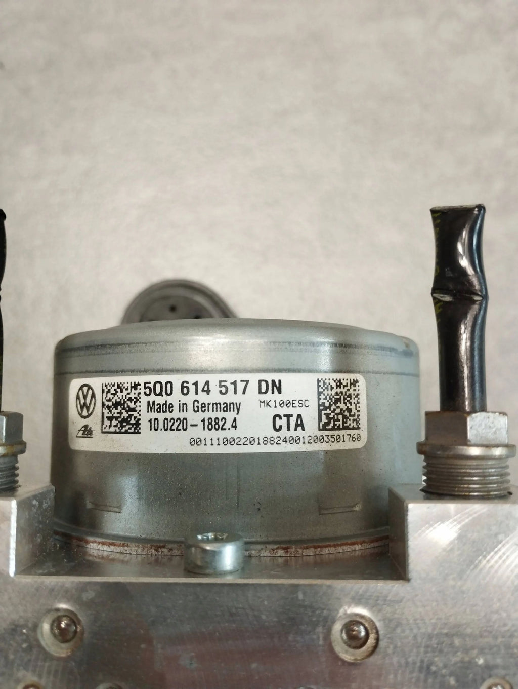 Audi Q3 F3 83A ABS PUMP CONTROLLER 5Q0614517DN