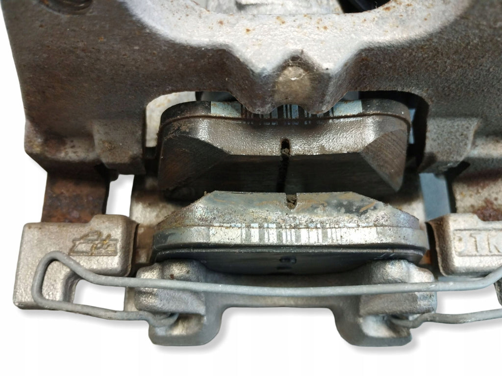 Audi Q3 F3 83A Brake caliper right rear electric 3Q0615406AA