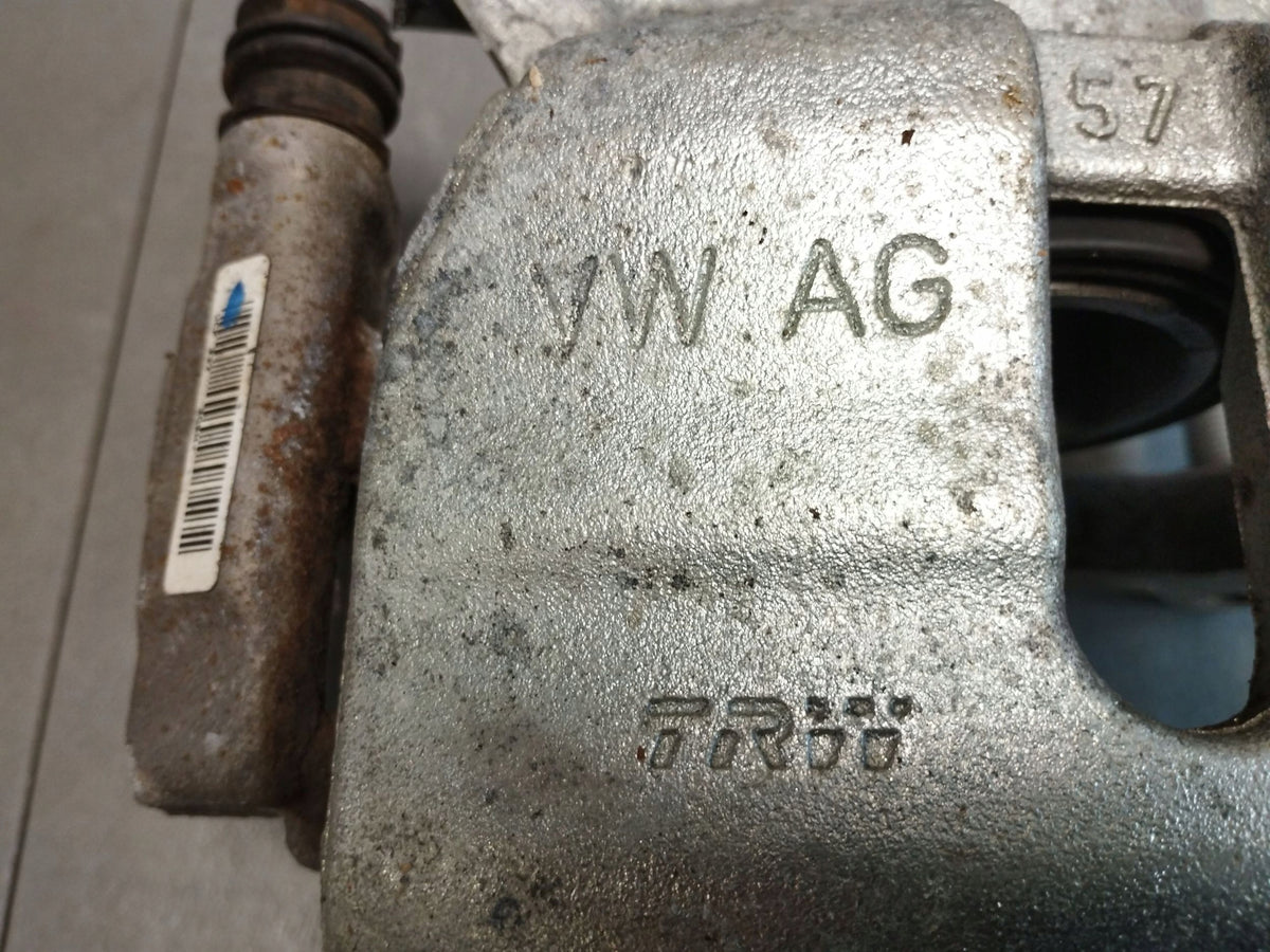 Audi Q3 F3 83A CLAMP LEFT FRONT 3Q0105H
