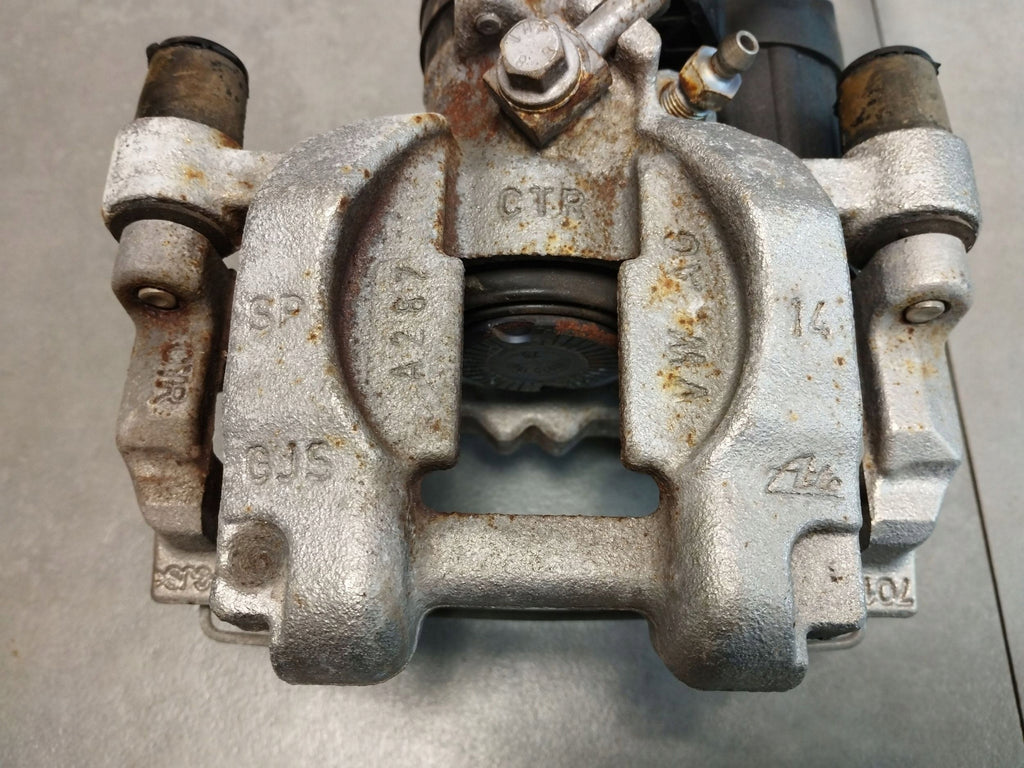 Audi Q3 F3 83A CLAMP LEFT REAR 3Q0615405AA