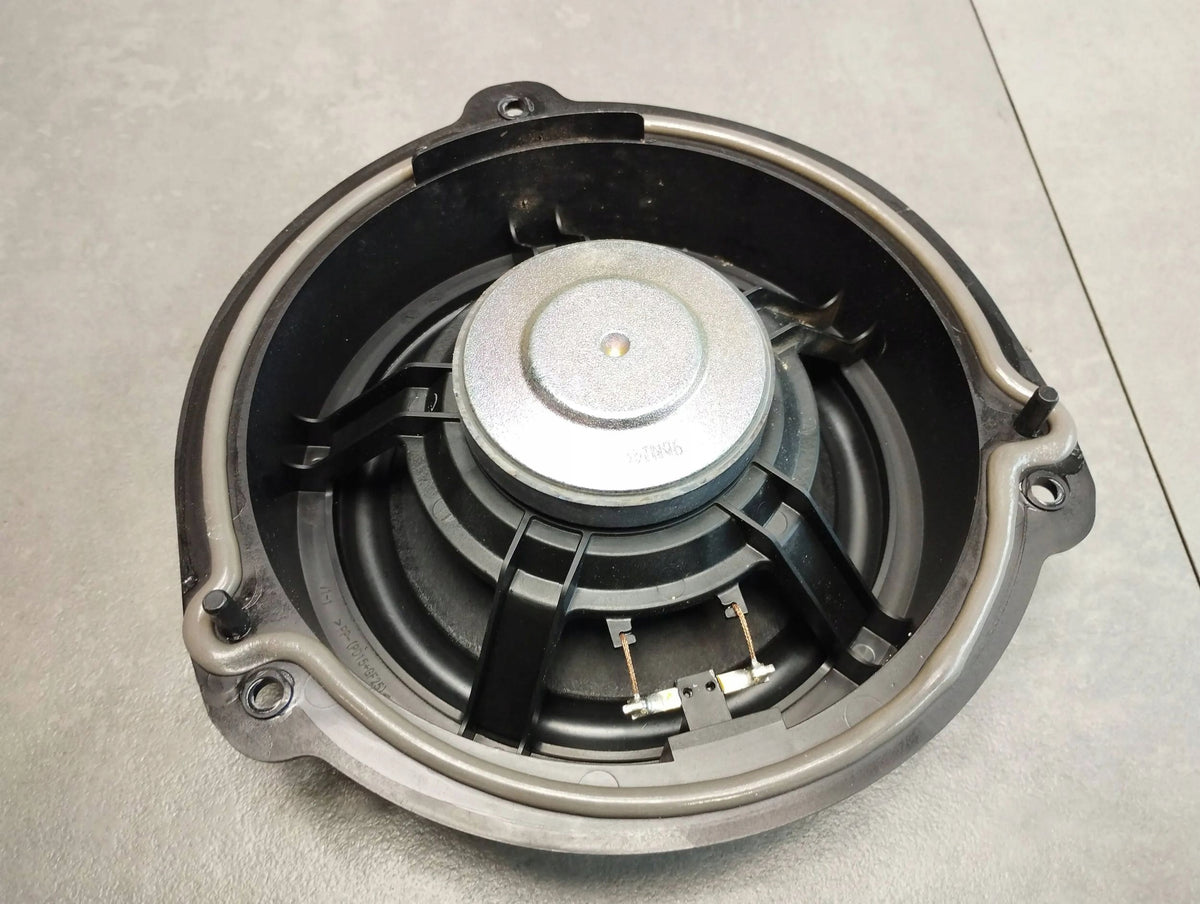 Audi Q3 F3 83A DOOR SPEAKER REAR 83A035411