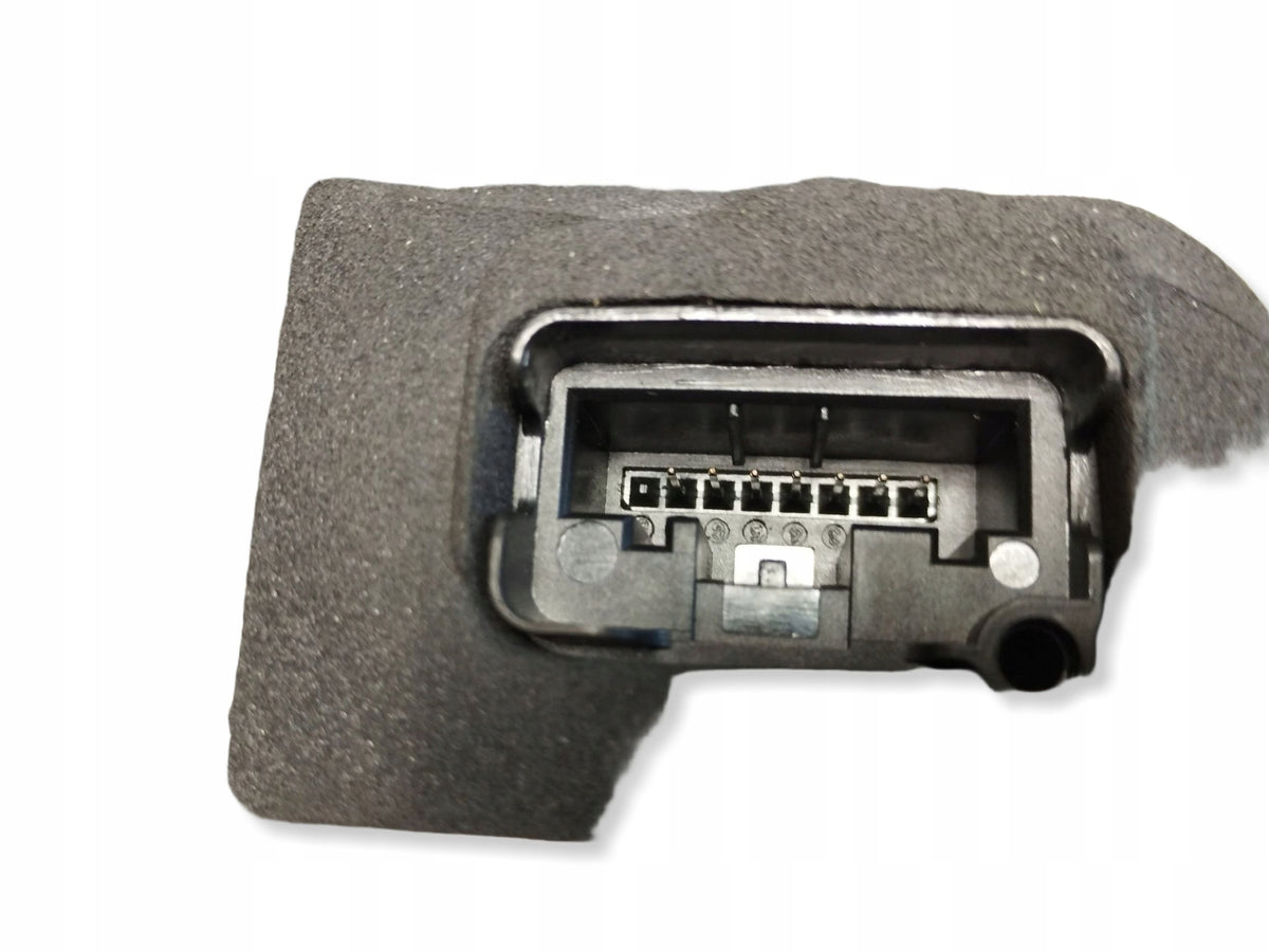Audi Q3 F3 83A Door lock left front 5TB837015B