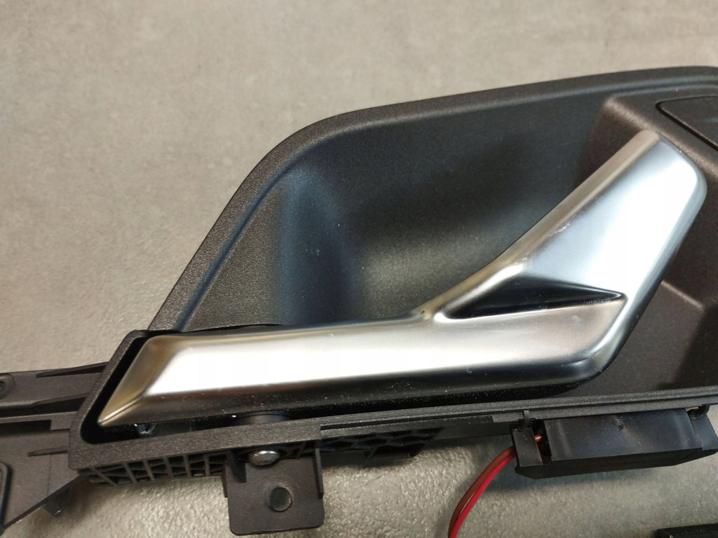 Audi Q3 F3 83A INTERIOR HANDLE RIGHT REAR 83A837020F