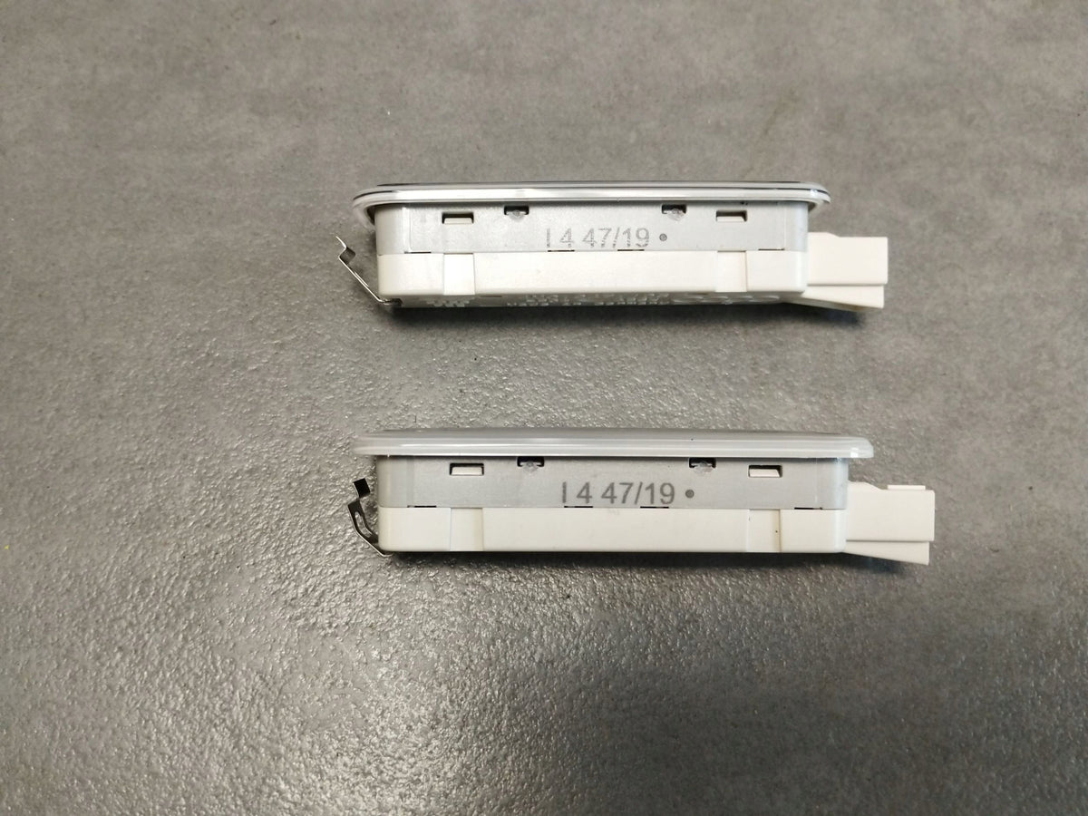 Audi Q3 F3 83A LAMPS 2PCS LED HEADLINERS 4M0947105 LED